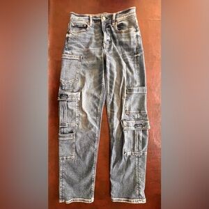 American Eagle Super High Rise Baggy Straight Cargo Jeans, size 2